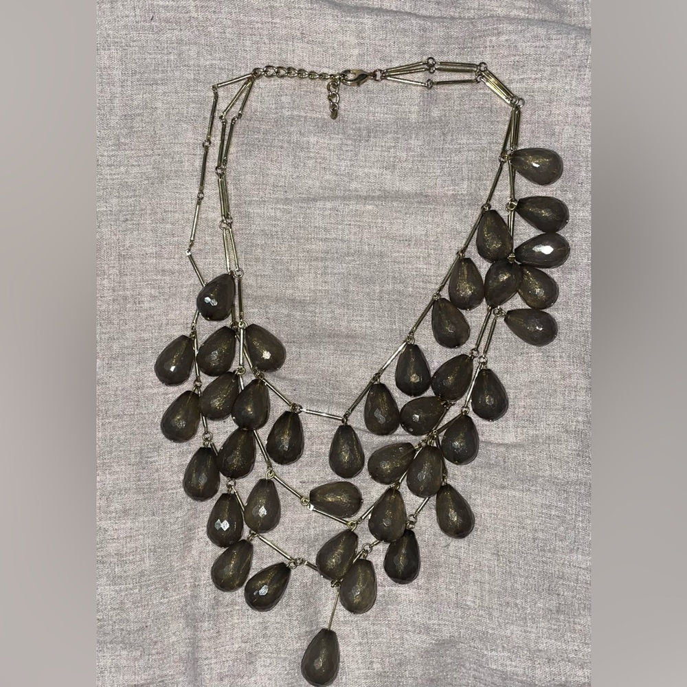 Elegant Dark Brown Teardrop Necklace